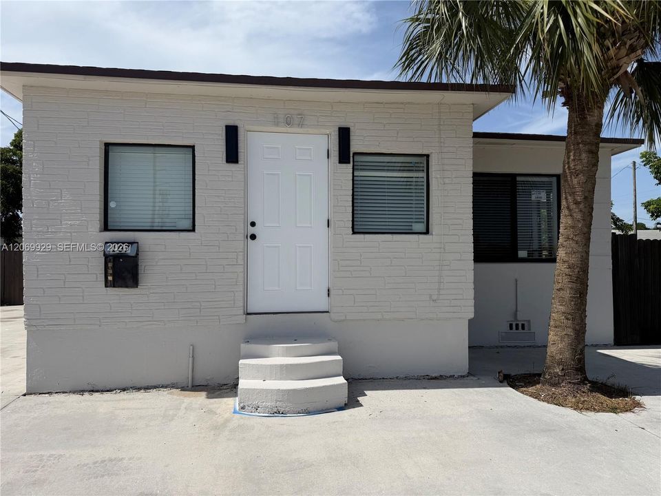 For Rent: $3,400 (2 beds, 1 baths, 0 Square Feet)
