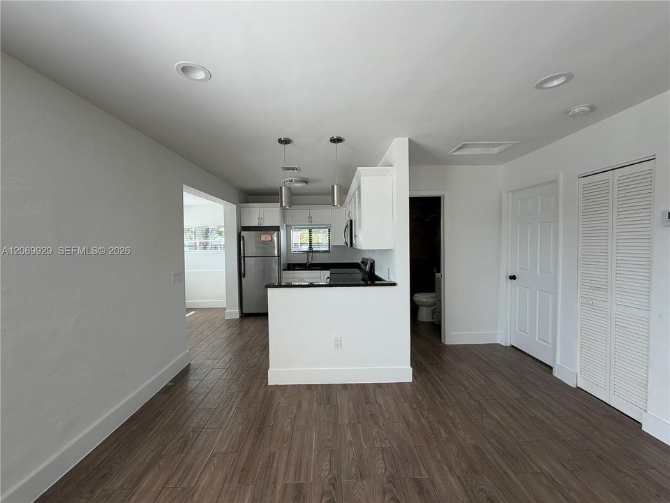 For Rent: $3,400 (2 beds, 1 baths, 0 Square Feet)