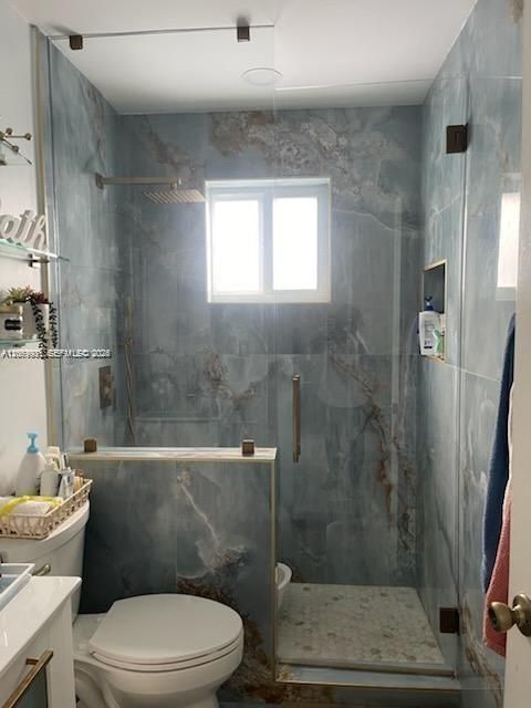 For Rent: $3,500 (3 beds, 2 baths, 1130 Square Feet)
