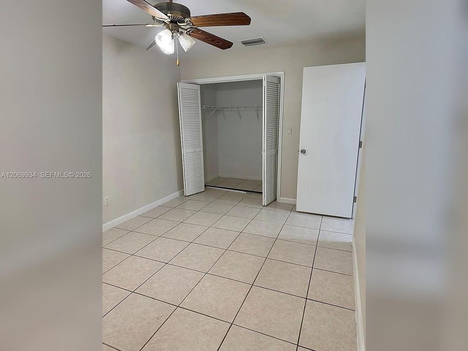 For Rent: $3,800 (4 beds, 2 baths, 2115 Square Feet)