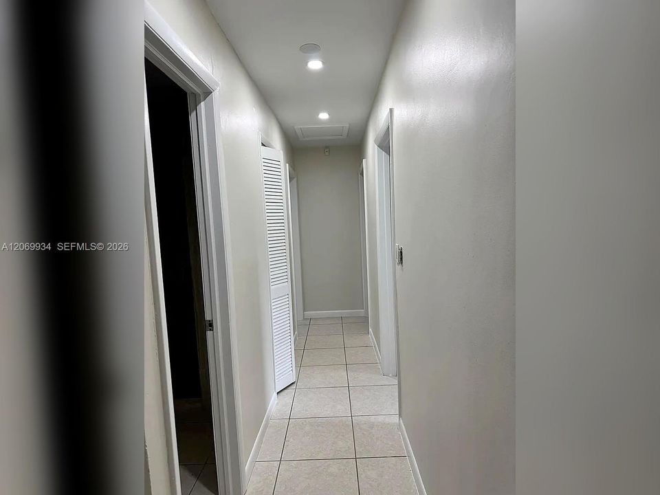 For Rent: $3,800 (4 beds, 2 baths, 2115 Square Feet)