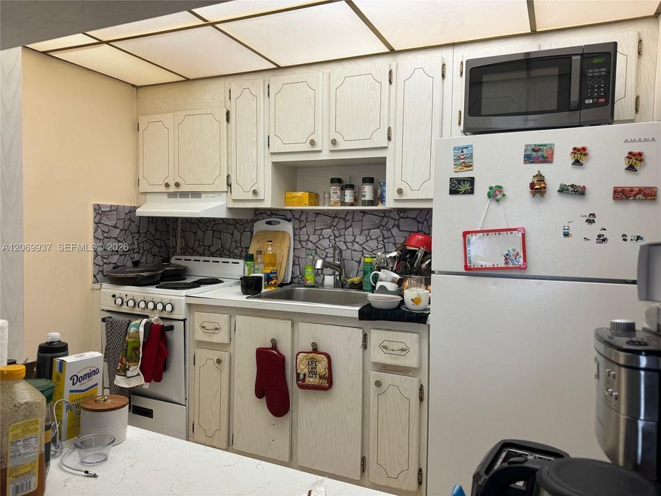 For Rent: $1,500 (1 beds, 1 baths, 670 Square Feet)