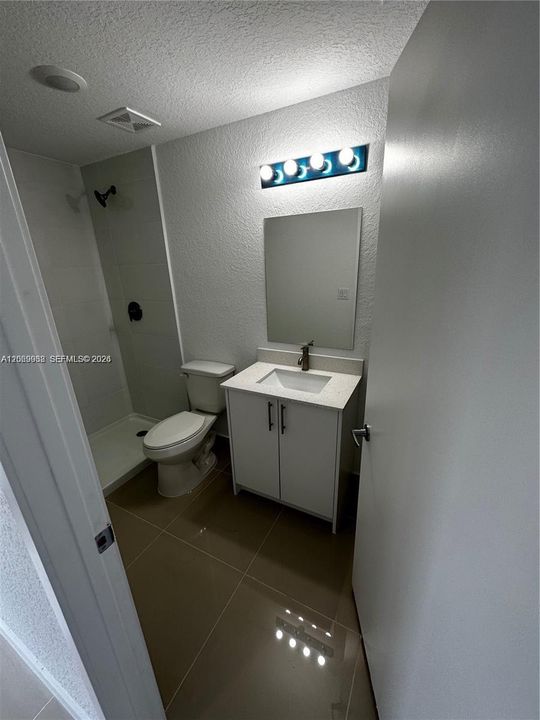 For Rent: $2,900 (4 beds, 3 baths, 1398 Square Feet)