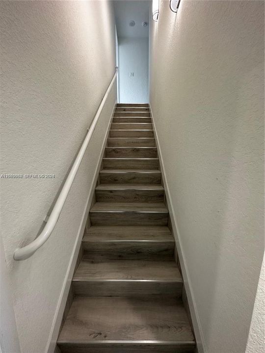 For Rent: $2,900 (4 beds, 3 baths, 1398 Square Feet)