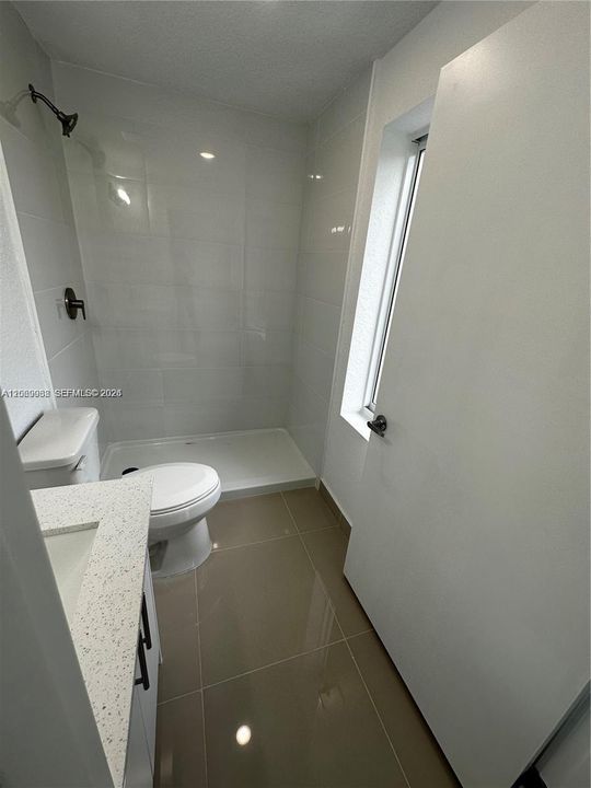 For Rent: $2,900 (4 beds, 3 baths, 1398 Square Feet)