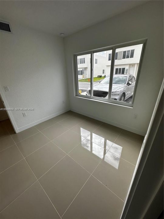 For Rent: $2,900 (4 beds, 3 baths, 1398 Square Feet)