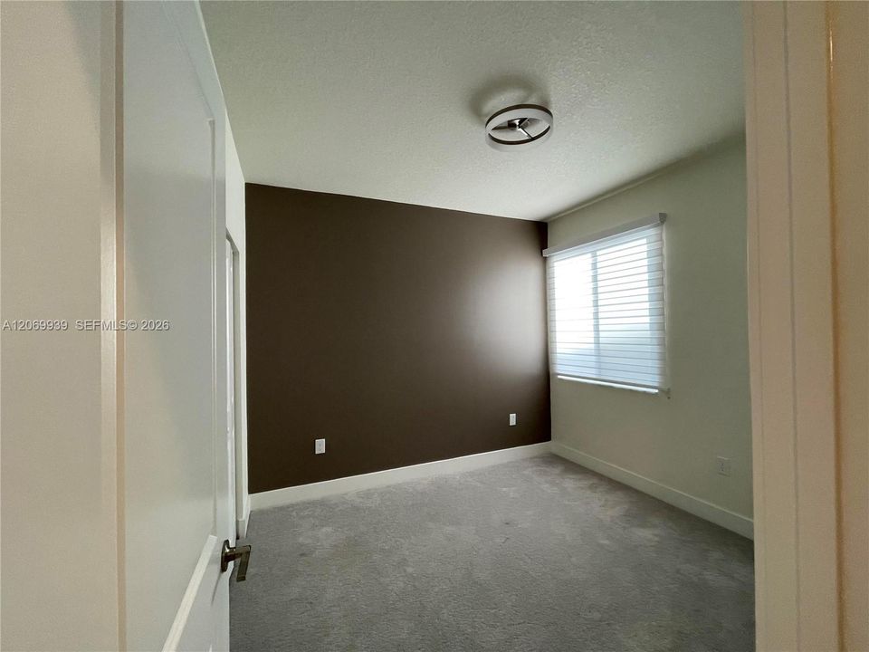 For Rent: $4,100 (3 beds, 2 baths, 1431 Square Feet)