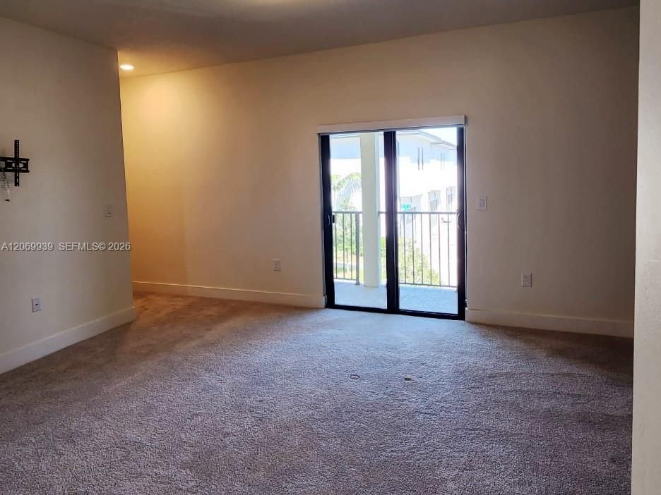 For Rent: $4,100 (3 beds, 2 baths, 1431 Square Feet)