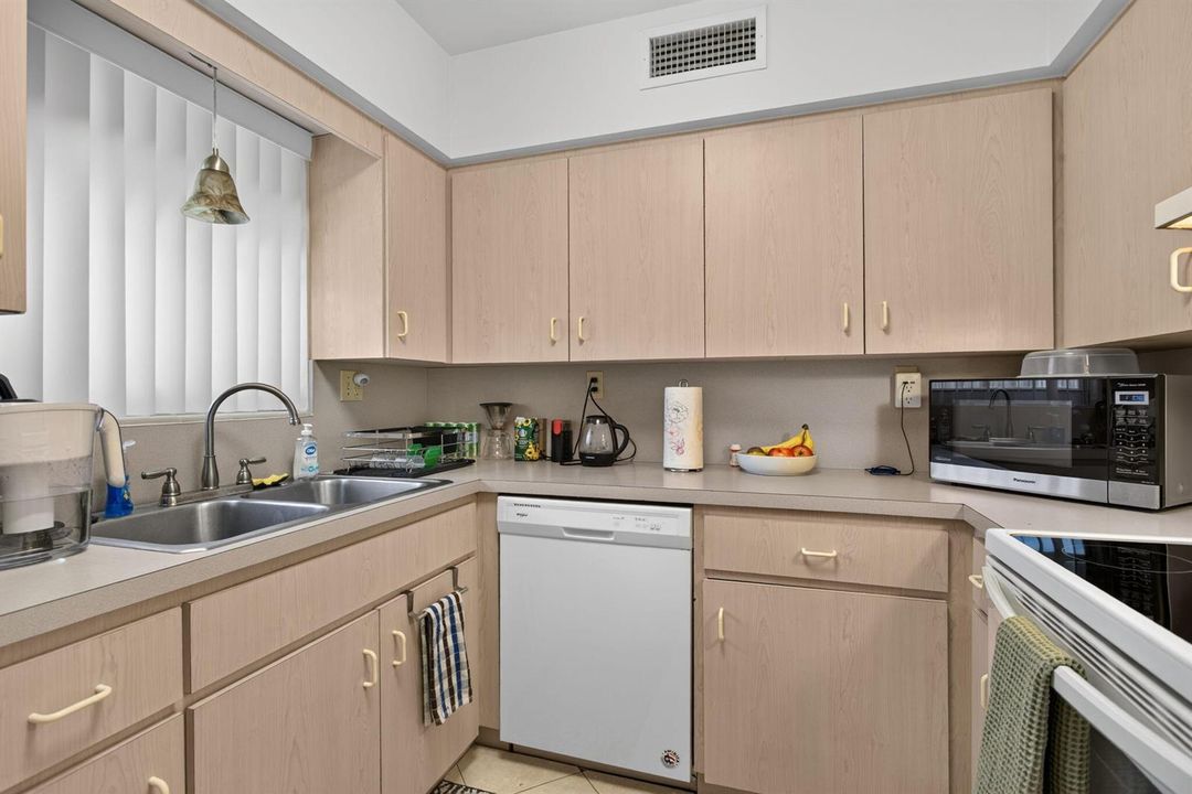 29-web-or-mls-2607-7253