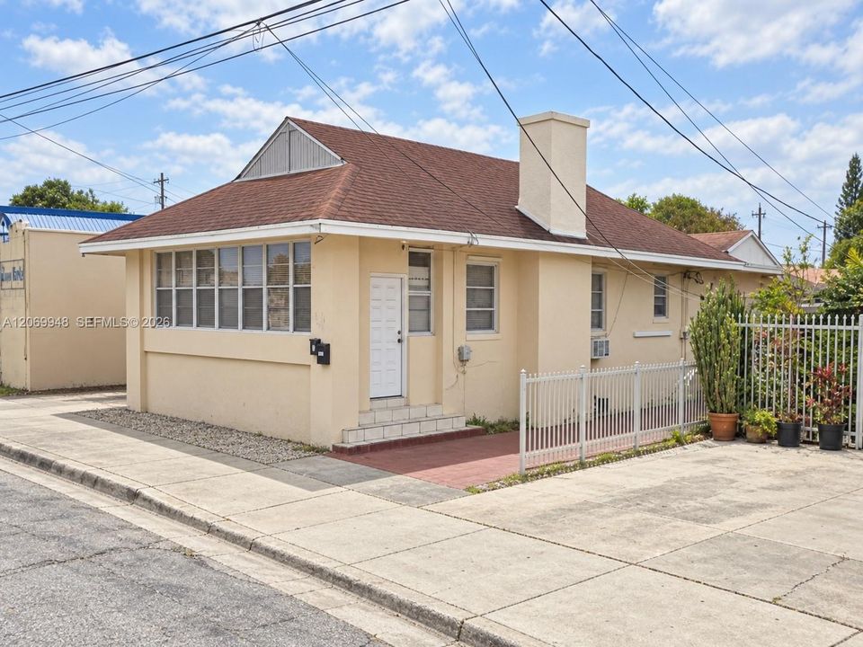 For Sale: $900,000 (0 beds, 0 baths, 2080 Square Feet)