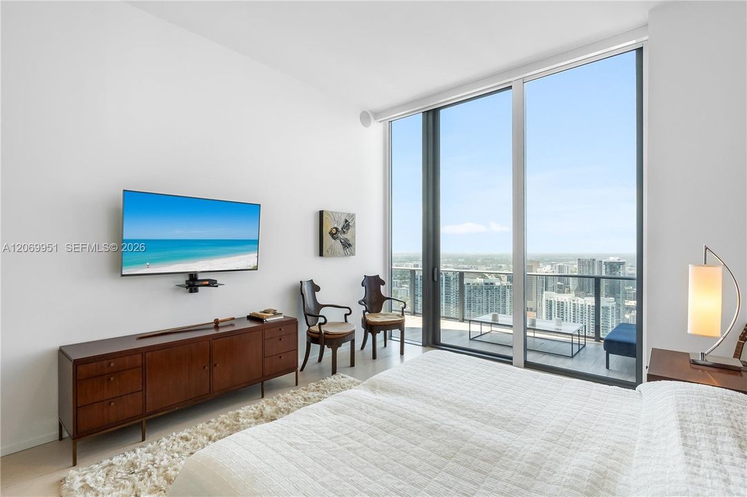 For Sale: $8,800,000 (4 beds, 5 baths, 3882 Square Feet)