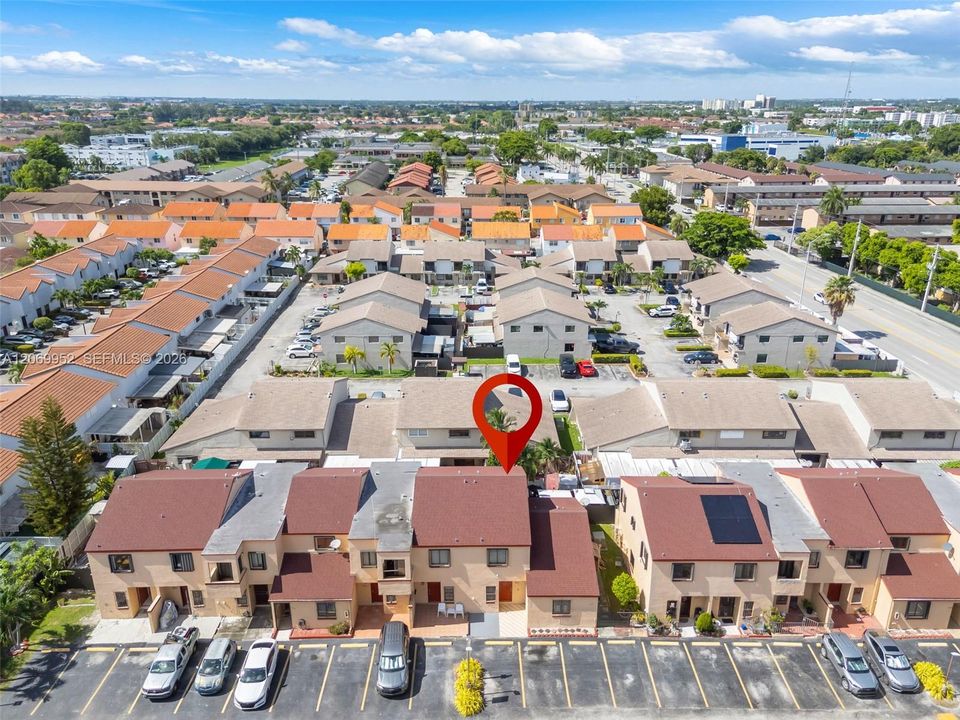 For Sale: $260,000 (2 beds, 1 baths, 900 Square Feet)