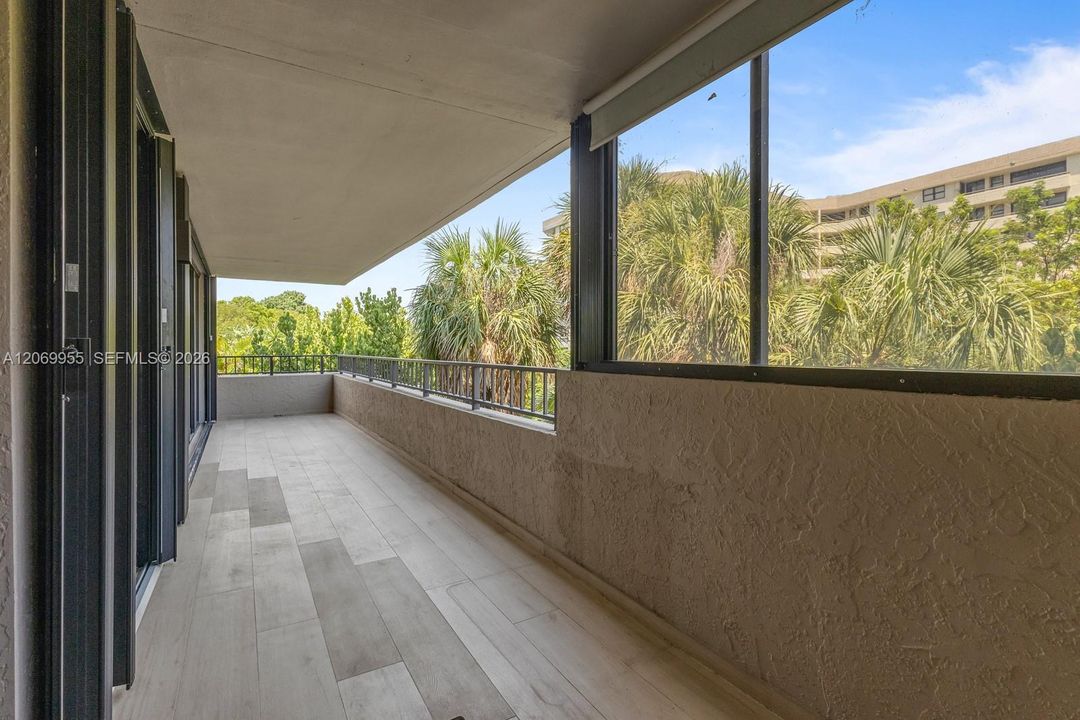 В аренду: $8,500 (2 спален, 2 ванн, 1611 Квадратных фут)