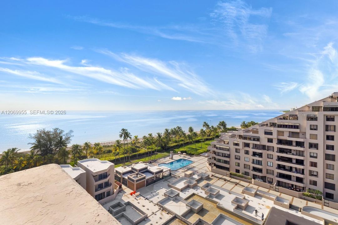 В аренду: $8,500 (2 спален, 2 ванн, 1611 Квадратных фут)