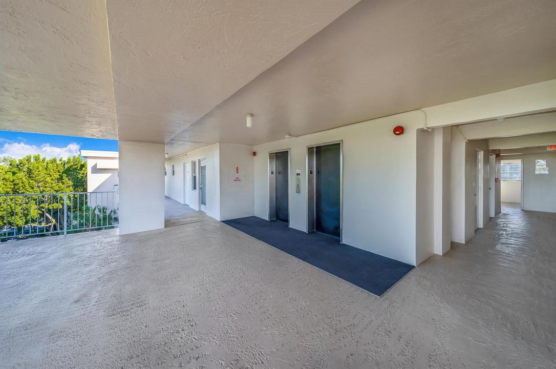 2901 S Palm Aire Dr-Pompano Beach,Natali