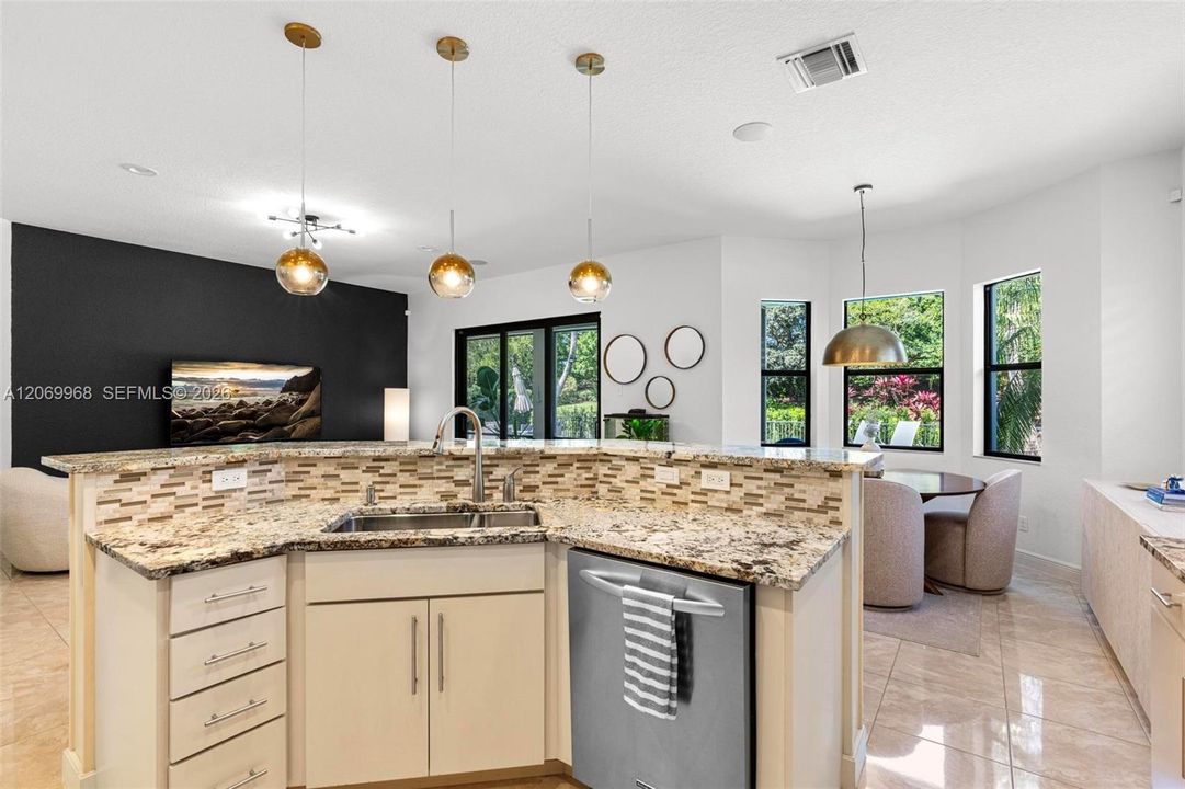 For Sale: $1,390,000 (5 beds, 3 baths, 0 Square Feet)
