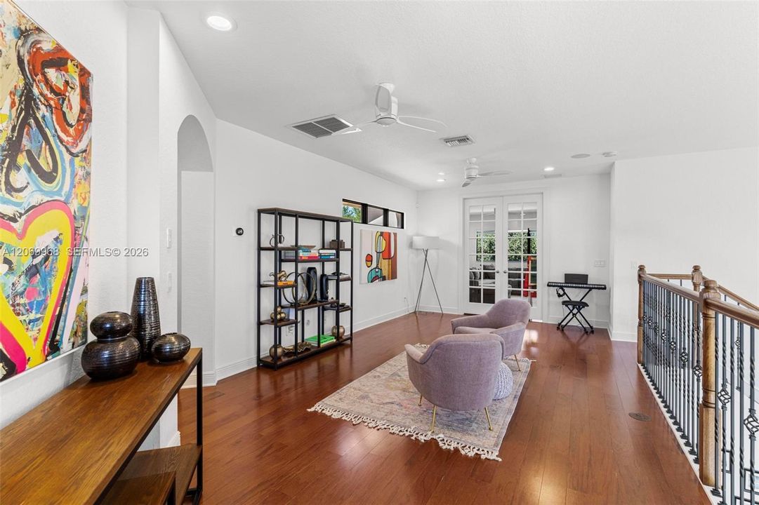 For Sale: $1,390,000 (5 beds, 3 baths, 0 Square Feet)