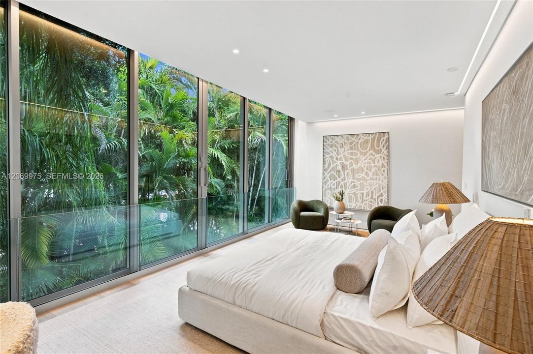 For Sale: $9,995,000 (8 beds, 8 baths, 6194 Square Feet)