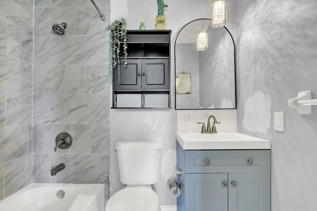 Ensuite Bath