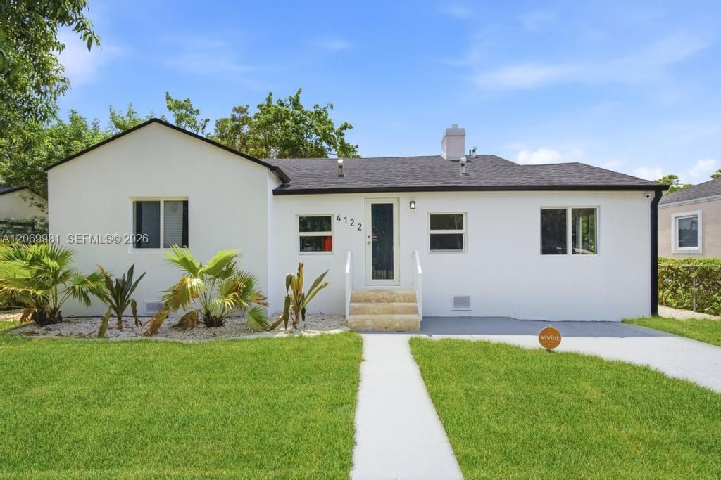 En Venta: $599,900 (4 camas, 3 baños, 1366 Pies cuadrados)