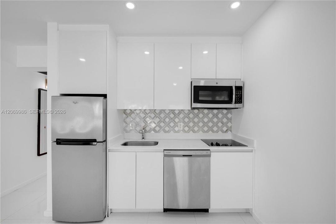 В аренду: $1,900 (1 спален, 1 ванн, 410 Квадратных фут)