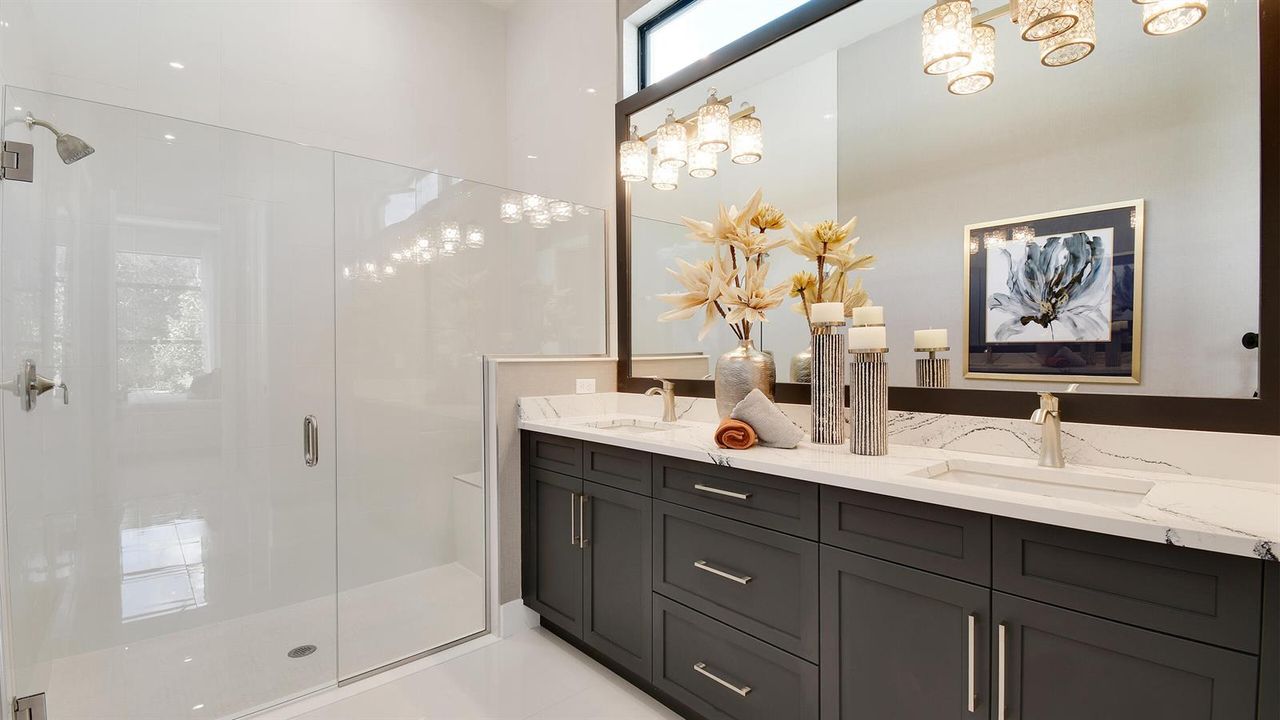 Owner-Bath2