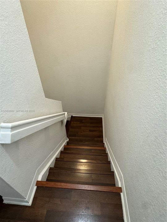 For Rent: $2,650 (2 beds, 2 baths, 1123 Square Feet)