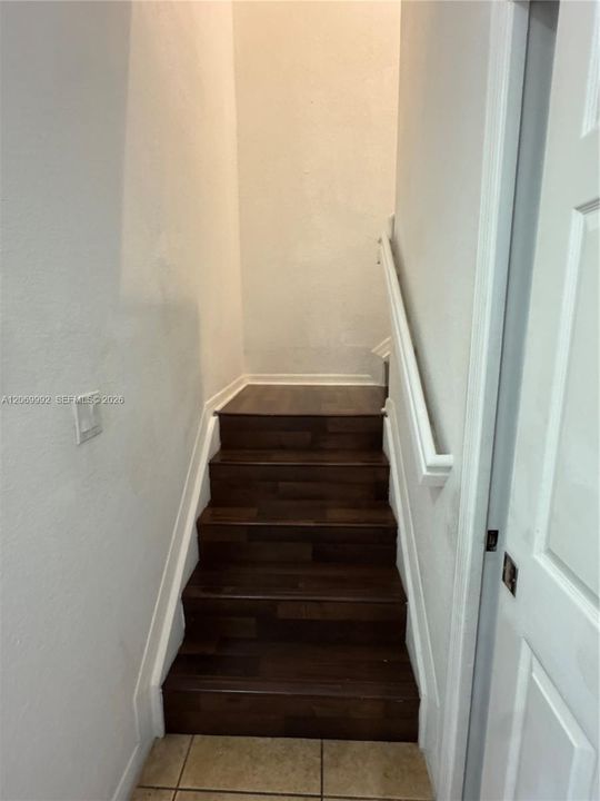 For Rent: $2,650 (2 beds, 2 baths, 1123 Square Feet)