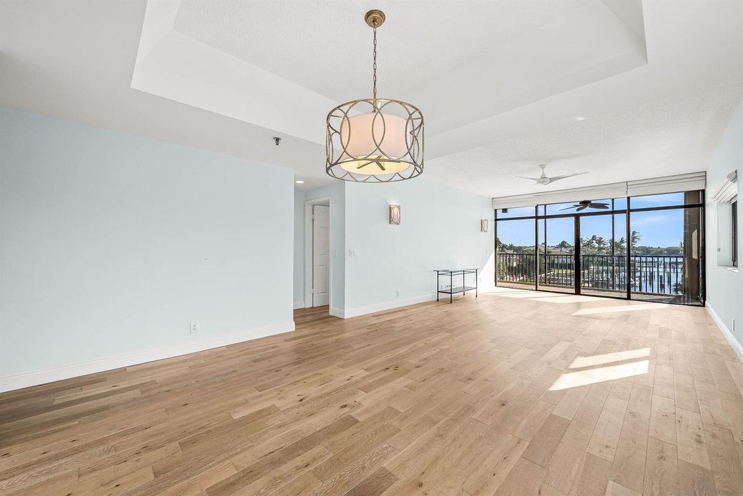 012-1137012OaksWay-418-NorthPalmBeach-FL