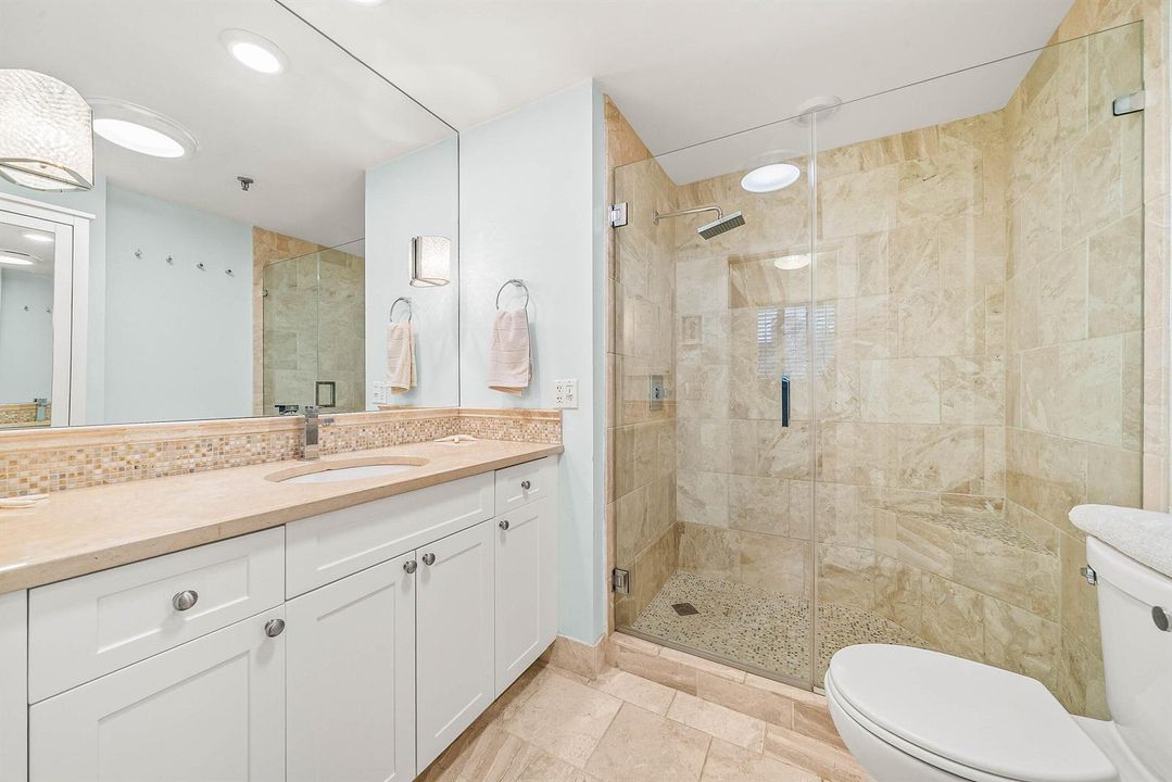 025-1137012OaksWay-418-NorthPalmBeach-FL
