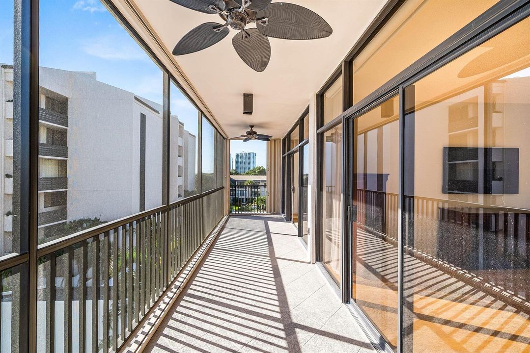 029-1137012OaksWay-418-NorthPalmBeach-FL