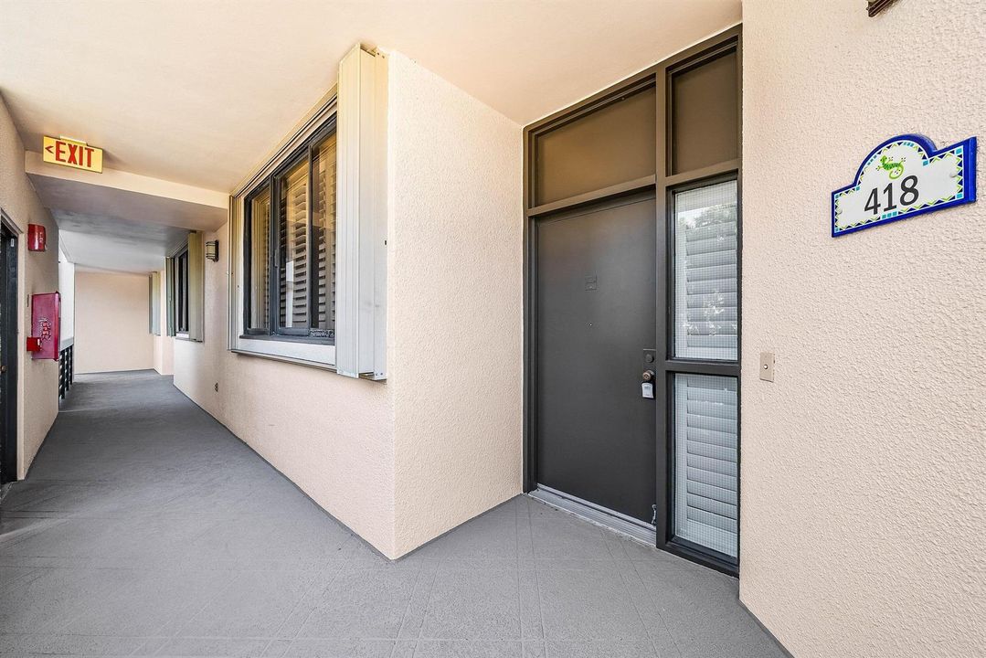 003-1137012OaksWay-418-NorthPalmBeach-FL