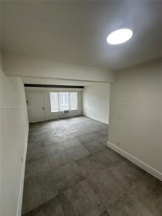 For Rent: $1,650 (0 beds, 1 baths, 7482 Square Feet)