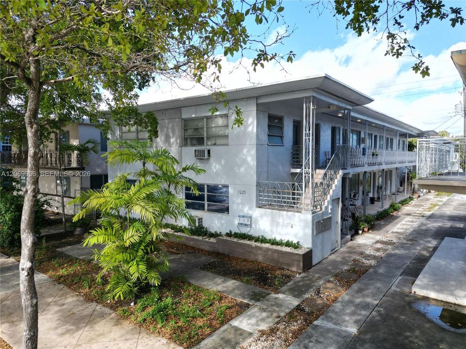 For Rent: $1,650 (0 beds, 1 baths, 7482 Square Feet)