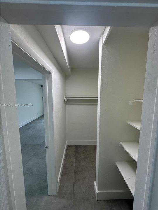 For Rent: $1,650 (0 beds, 1 baths, 7482 Square Feet)