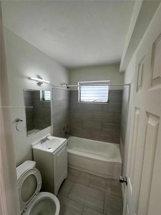 For Rent: $1,650 (0 beds, 1 baths, 7482 Square Feet)