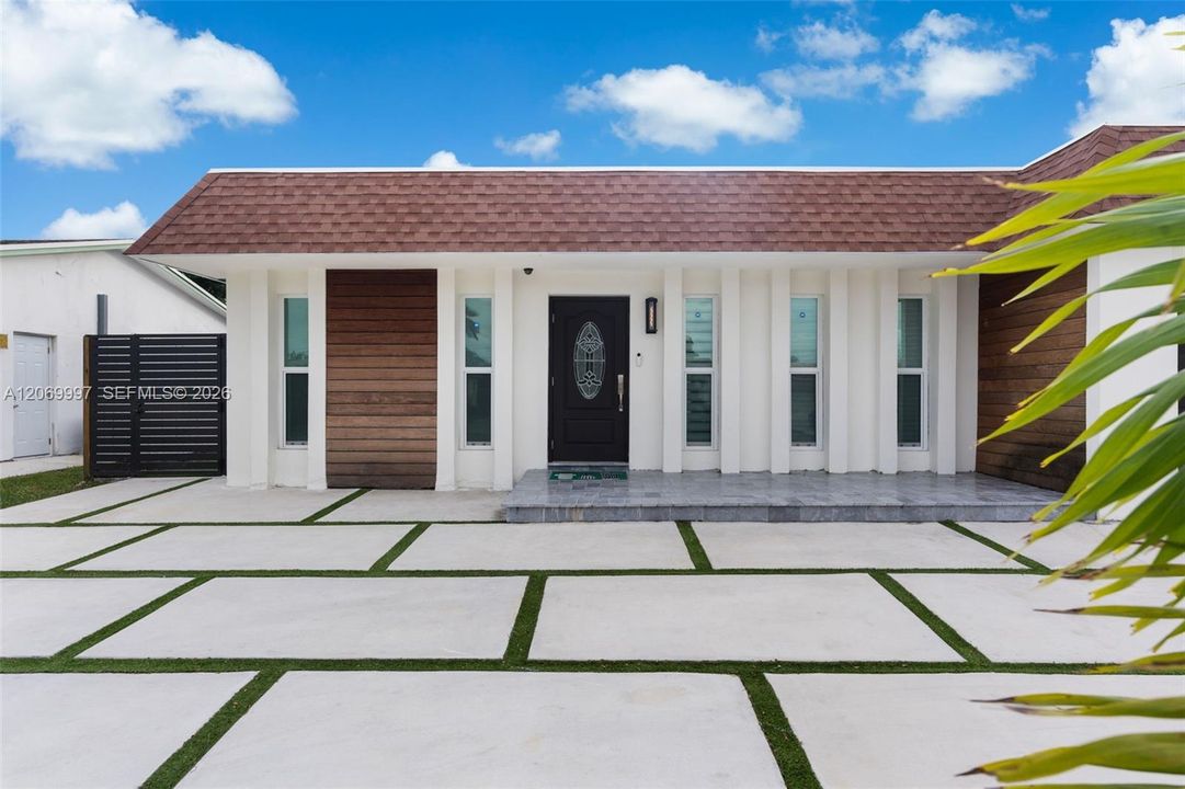 For Rent: $6,450 (3 beds, 2 baths, 1481 Square Feet)