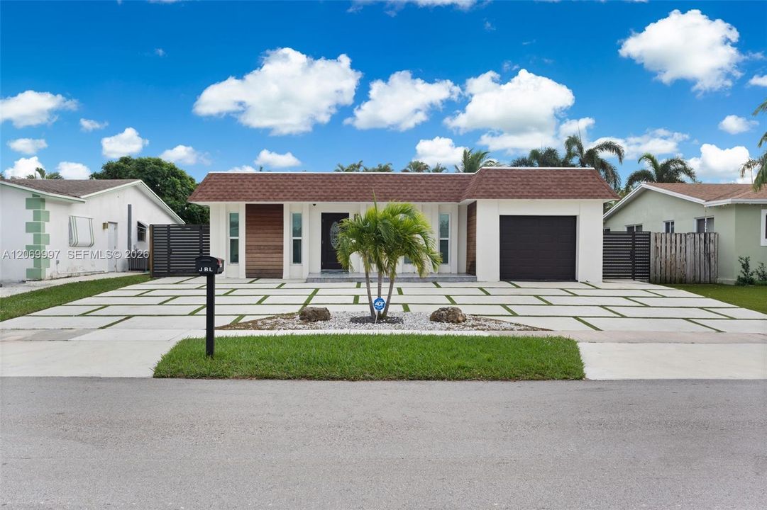 For Rent: $6,450 (3 beds, 2 baths, 1481 Square Feet)