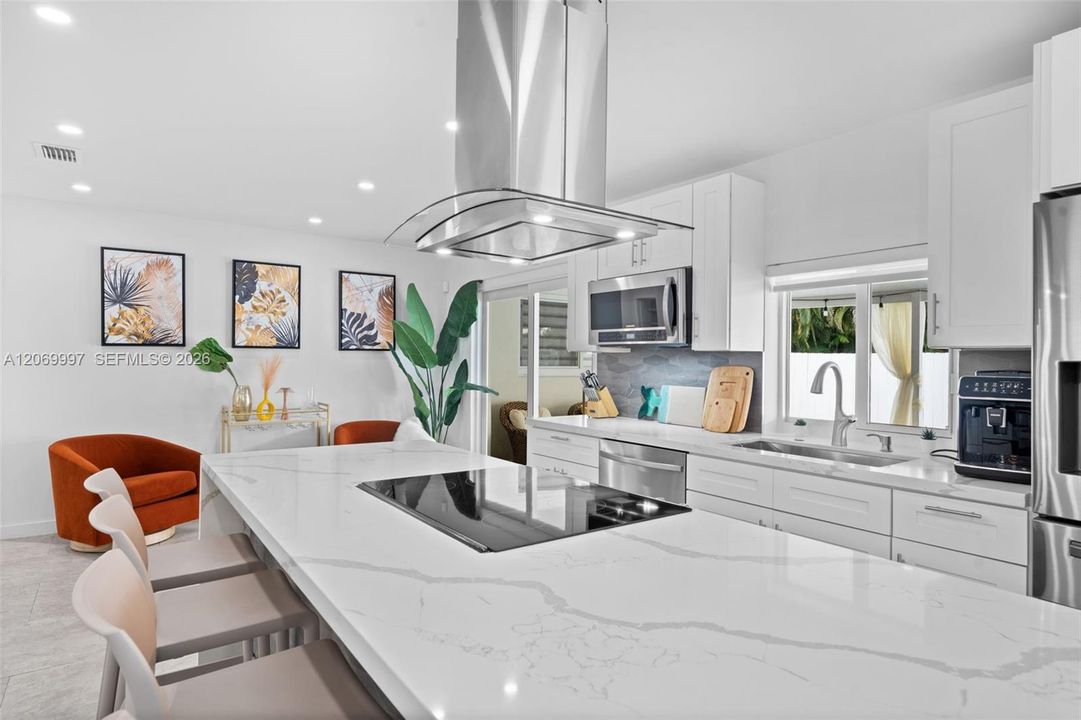 For Rent: $6,450 (3 beds, 2 baths, 1481 Square Feet)