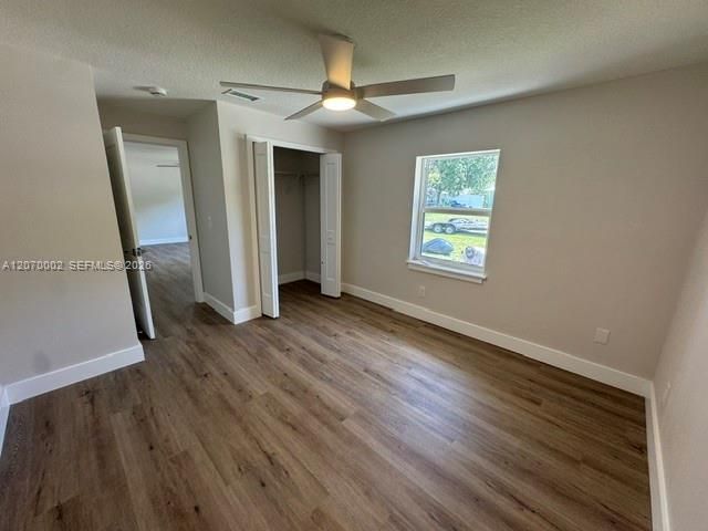 For Sale: $299,900 (2 beds, 2 baths, 1116 Square Feet)