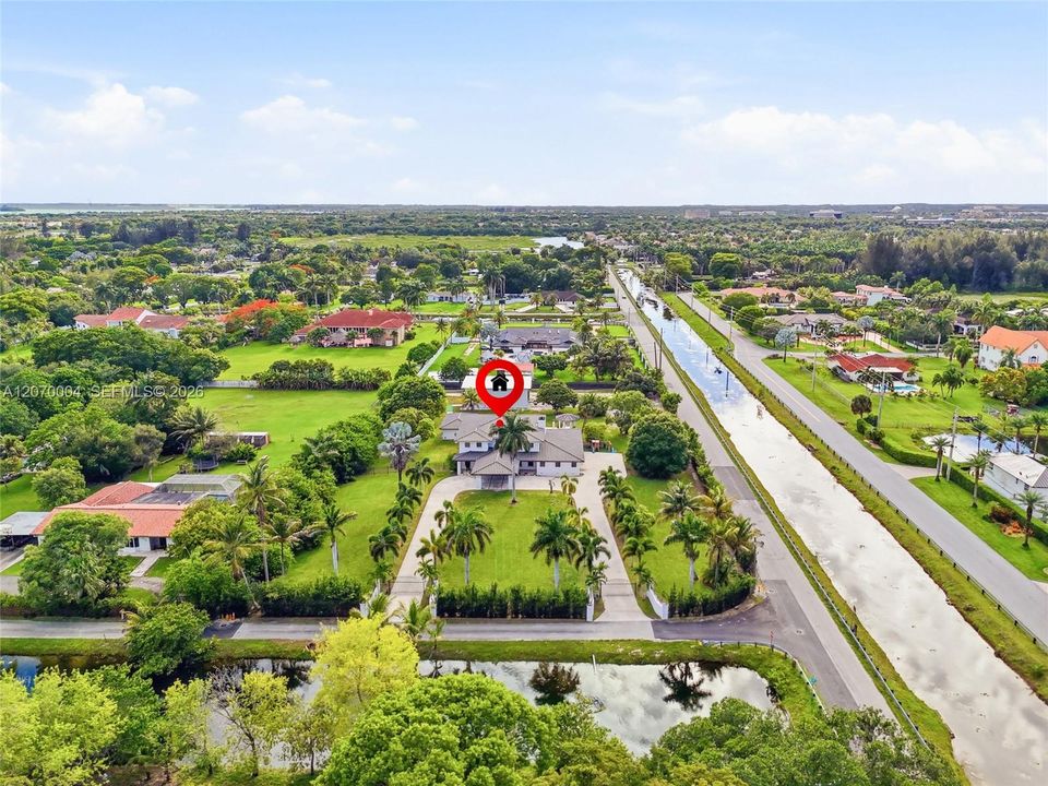 En Venta: $2,500,000 (4 camas, 4 baños, 4227 Pies cuadrados)