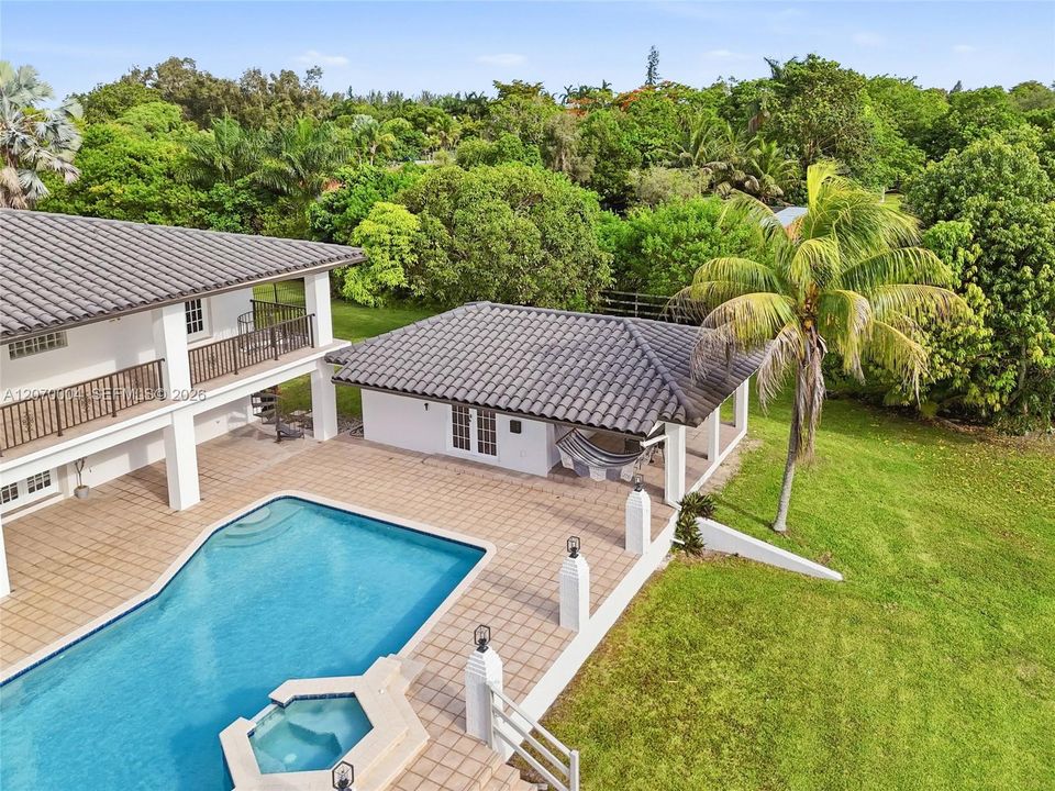 En Venta: $2,500,000 (4 camas, 4 baños, 4227 Pies cuadrados)