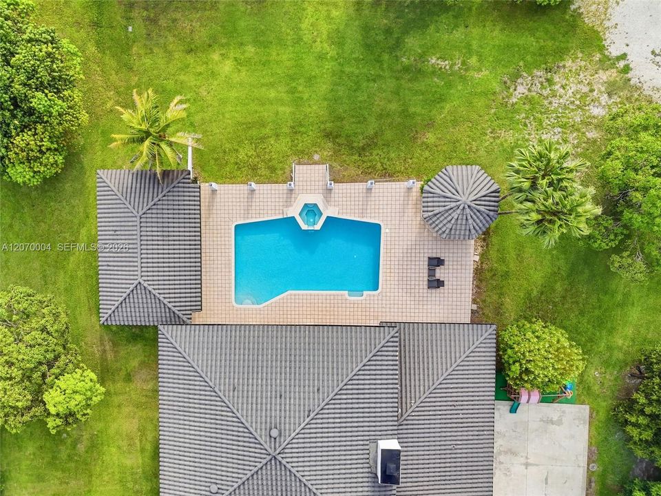 En Venta: $2,500,000 (4 camas, 4 baños, 4227 Pies cuadrados)