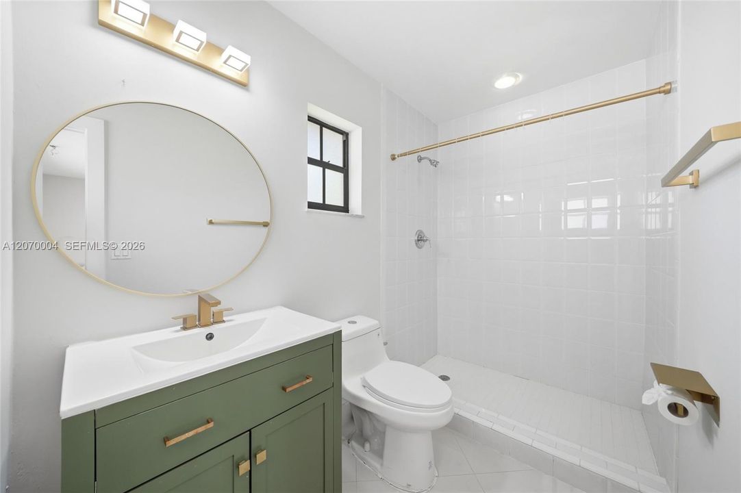 En Venta: $2,500,000 (4 camas, 4 baños, 4227 Pies cuadrados)