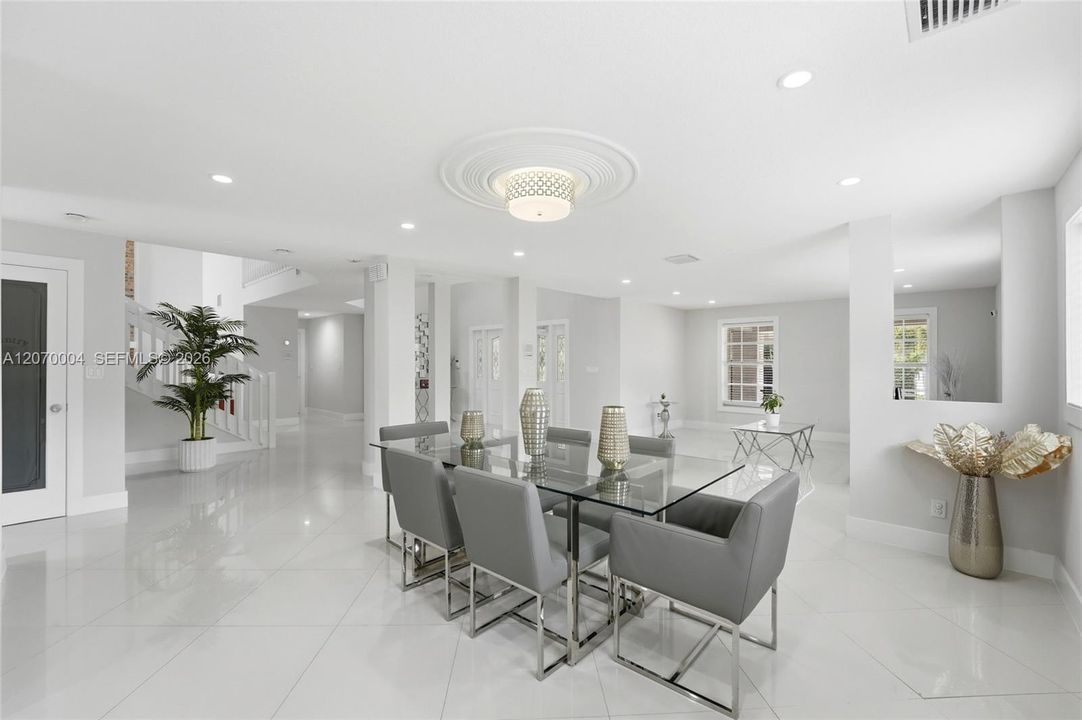 En Venta: $2,500,000 (4 camas, 4 baños, 4227 Pies cuadrados)