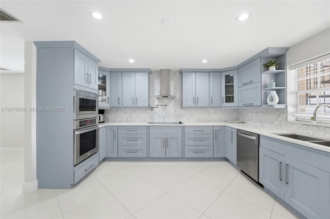 En Venta: $2,500,000 (4 camas, 4 baños, 4227 Pies cuadrados)