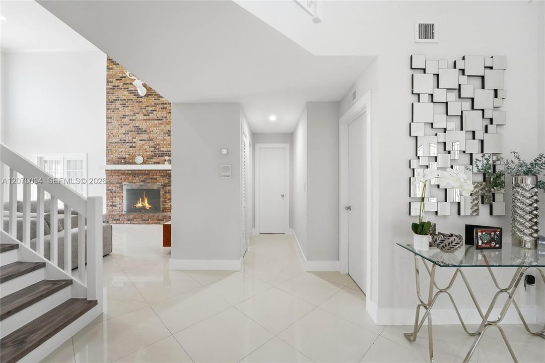 En Venta: $2,500,000 (4 camas, 4 baños, 4227 Pies cuadrados)