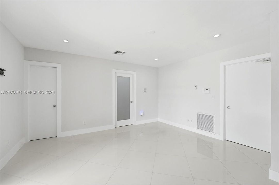 En Venta: $2,500,000 (4 camas, 4 baños, 4227 Pies cuadrados)