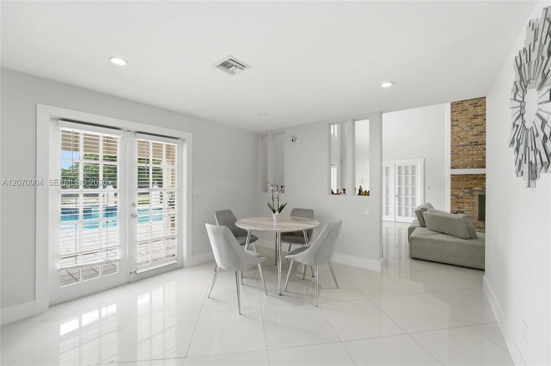 En Venta: $2,500,000 (4 camas, 4 baños, 4227 Pies cuadrados)
