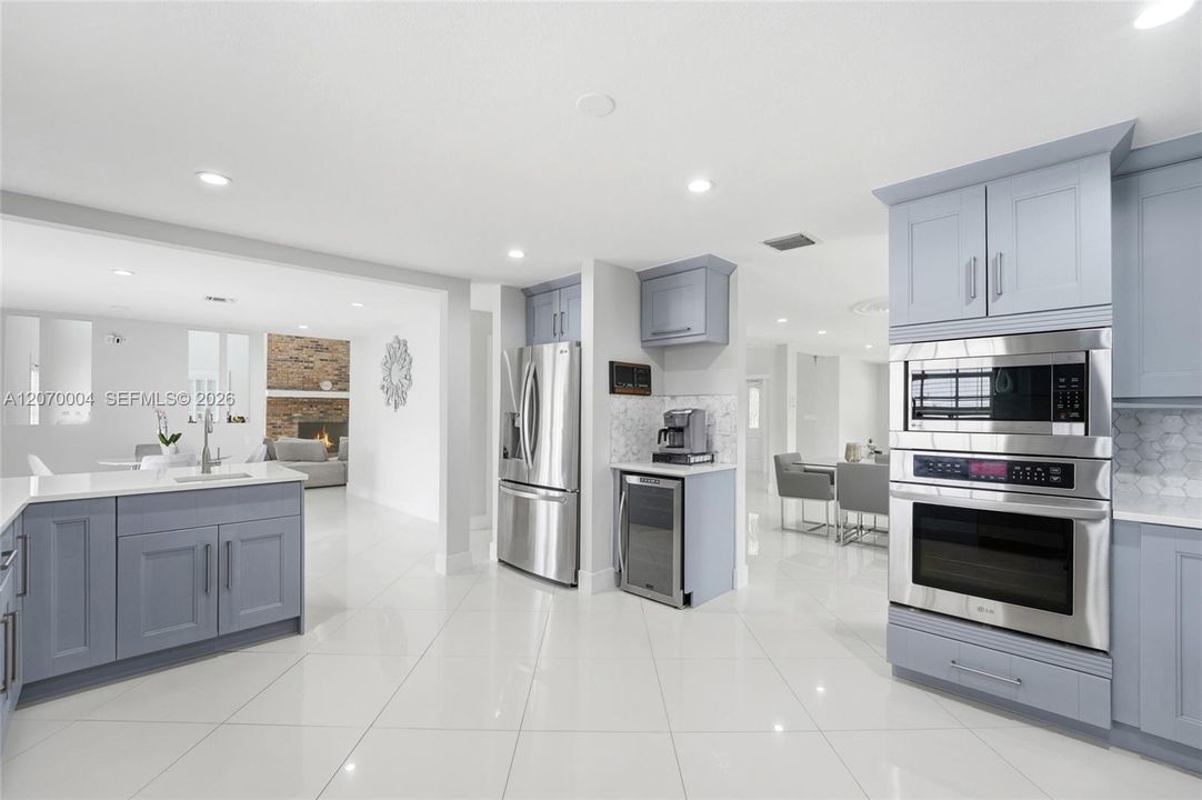 En Venta: $2,500,000 (4 camas, 4 baños, 4227 Pies cuadrados)